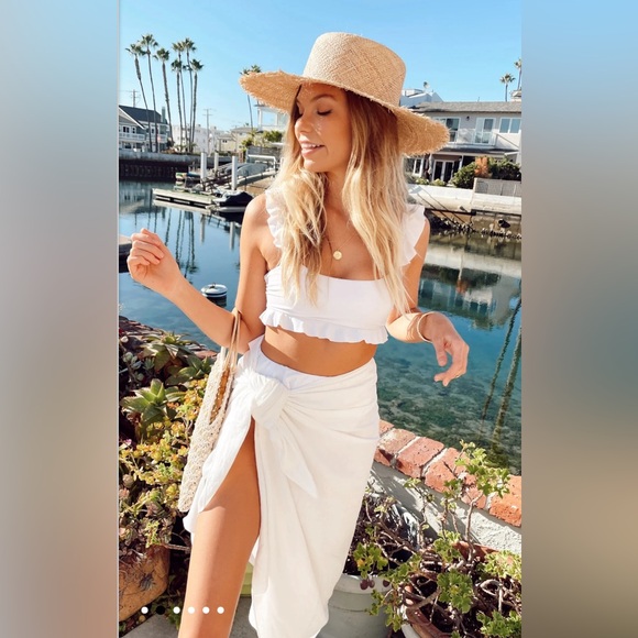 Show Me Your Mumu Kiran Sarong - Picture 2 of 8